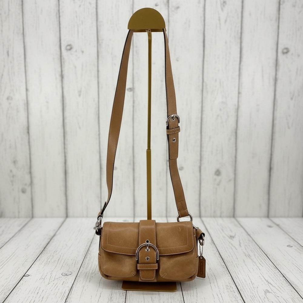 Coach‎ Tan Leather Buckle Crossbody Bag | Classic Vintage Style Adjustable Strap